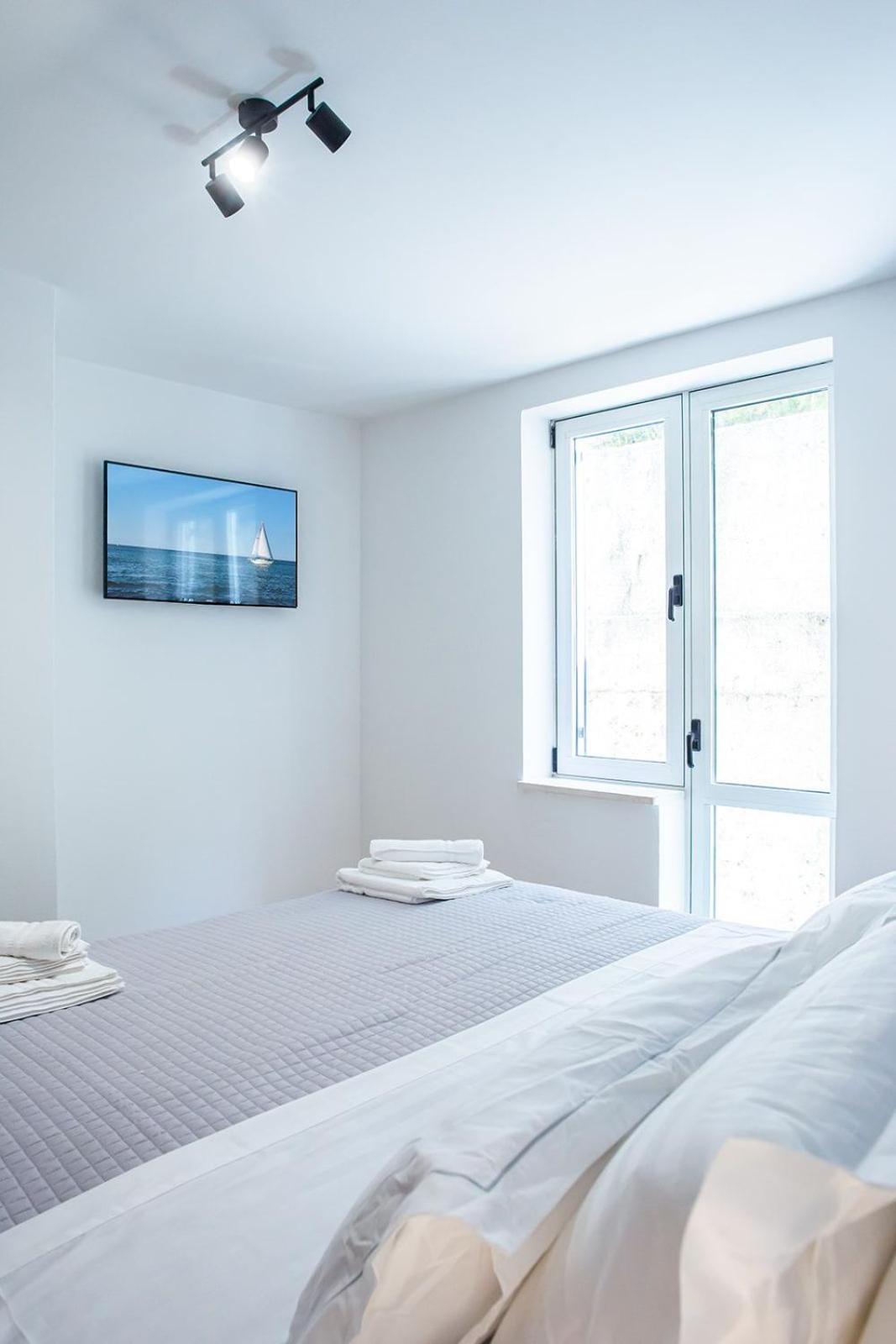 דוברובניק Three Bedroom Apartment With Old Town View - Orlanda'S Apartment מראה חיצוני תמונה